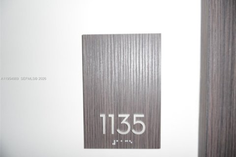 Condominio en Aventura, Florida, 2 dormitorios  № 2011758