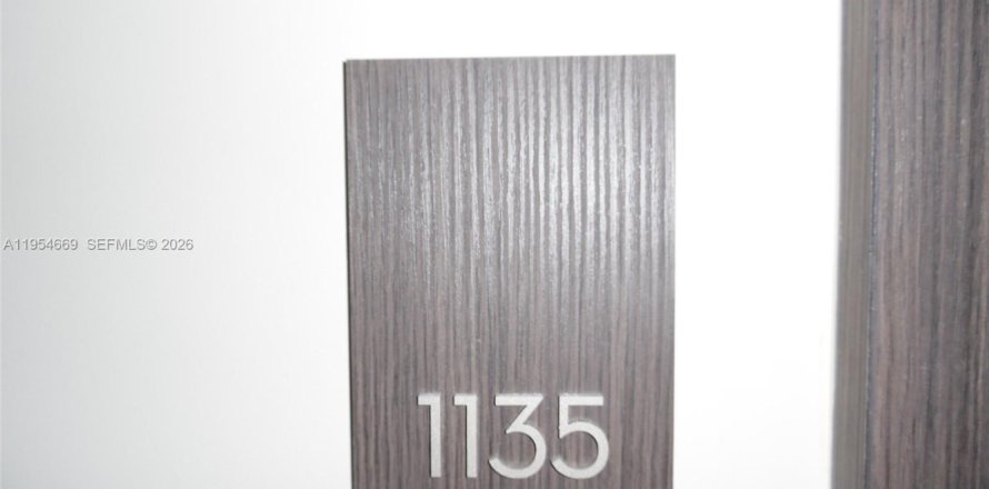 Condominio en Aventura, Florida, 2 dormitorios  № 2011758