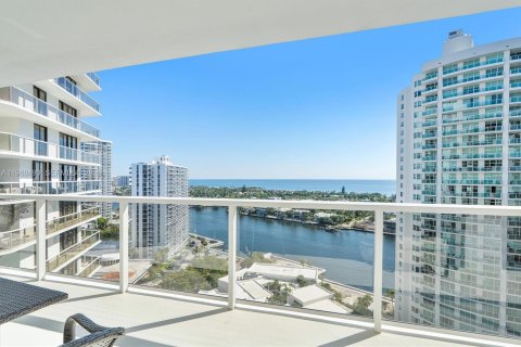 Купить кондоминиум в Авентура, Флорида 2 спальни, 136.57м2, № 2051890 - фото 3