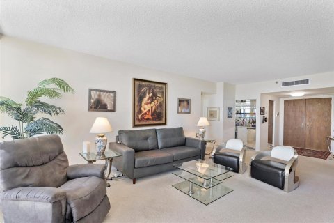 Купить кондоминиум в Авентура, Флорида 2 спальни, 136.57м2, № 2051890 - фото 13