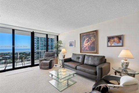 Купить кондоминиум в Авентура, Флорида 2 спальни, 136.57м2, № 2051890 - фото 12