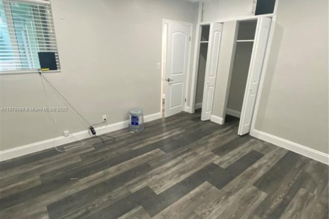 Casa en alquiler en Deerfield Beach, Florida, 2 dormitorios, 97.55 m2 № 1925243 - foto 5