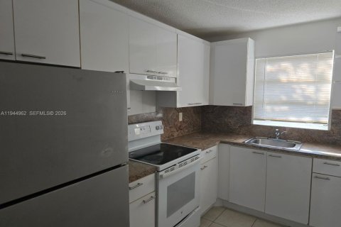 Appartement à louer à Hollywood, Floride: 1 chambre № 2001208 - photo 5