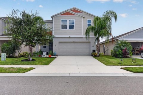 Casa en Parrish, Florida 5 dormitorios, 229.47 m2 № 2384071