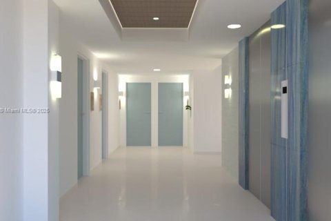 Condo in Miami Beach, Florida, 1 bedroom № 1957571 - photo 25