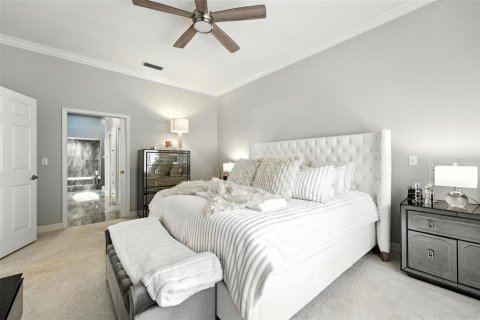 House in Orlando, Florida 3 bedrooms, 288.93 sq.m. № 1805073 - photo 23