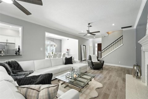 House in Orlando, Florida 3 bedrooms, 288.93 sq.m. № 1805073 - photo 10