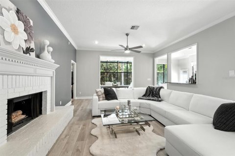 House in Orlando, Florida 3 bedrooms, 288.93 sq.m. № 1805073 - photo 13