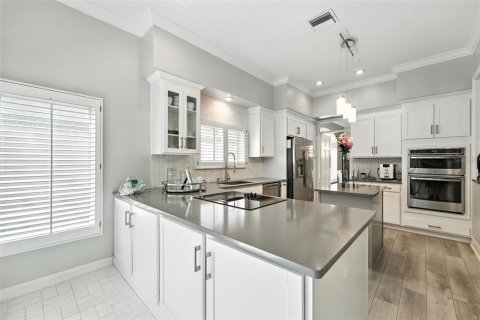 House in Orlando, Florida 3 bedrooms, 288.93 sq.m. № 1805073 - photo 19