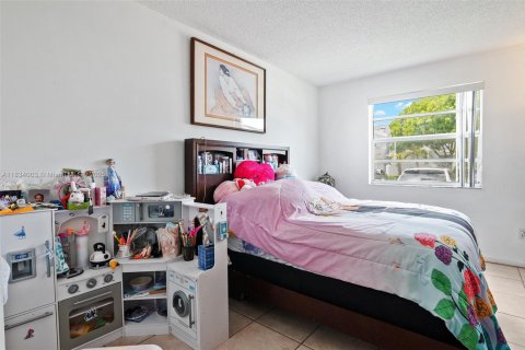 Condo in Homestead, Florida, 2 bedrooms  № 1814846 - photo 16