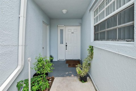 Condo in Homestead, Florida, 2 bedrooms  № 1814846 - photo 3