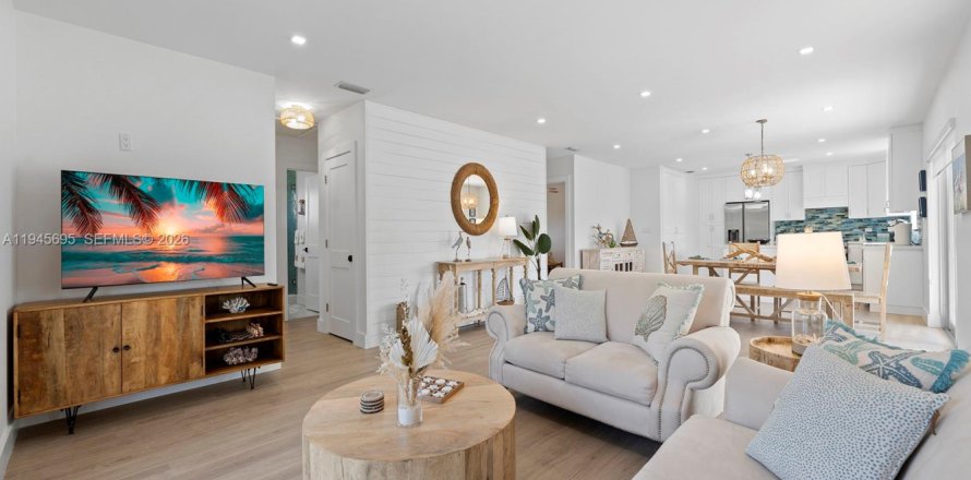 Дом в Ки-Ларго, Флорида 3 спальни, 134.52м2 № 2003737