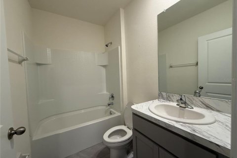 Casa en alquiler en Plant City, Florida, 3 dormitorios, 145.48 m2 № 1644176 - foto 11