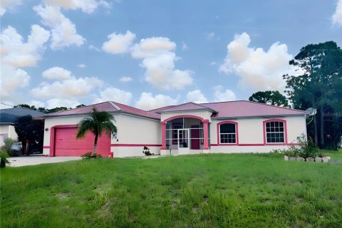 Villa ou maison à North Port, Floride 4 chambres, 165.83 m2 № 2310808