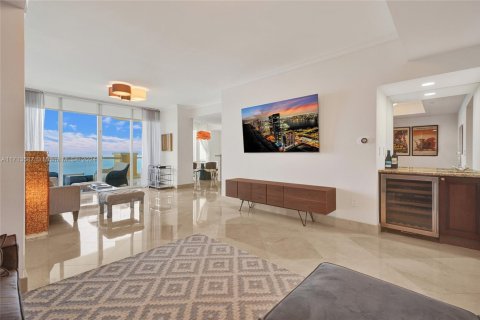 Condo in Sunny Isles Beach, Florida, 3 bedrooms  № 1601232 - photo 9