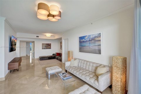 Condo in Sunny Isles Beach, Florida, 3 bedrooms  № 1601232 - photo 26