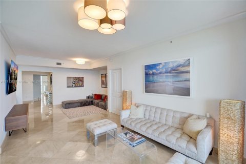 Condo in Sunny Isles Beach, Florida, 3 bedrooms  № 1601232 - photo 14