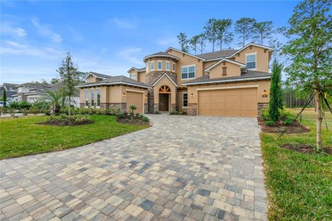 House in Ormond Beach, Florida 5 bedrooms, 335.38 sq.m. № 1534612 - photo 3
