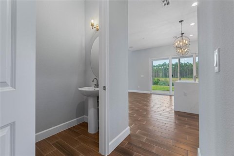 House in Ormond Beach, Florida 5 bedrooms, 335.38 sq.m. № 1534612 - photo 21
