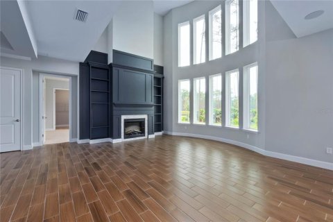 House in Ormond Beach, Florida 5 bedrooms, 335.38 sq.m. № 1534612 - photo 9