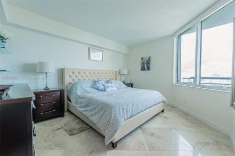 Copropriété à louer à Miami, Floride: 2 chambres, 108.6 m2 № 2145832 - photo 20