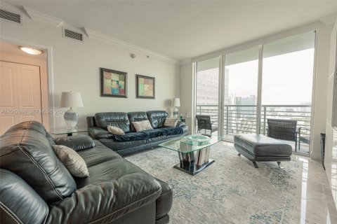 Copropriété à louer à Miami, Floride: 2 chambres, 108.6 m2 № 2145832 - photo 17