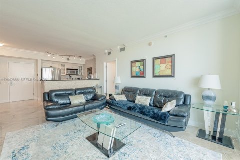 Copropriété à louer à Miami, Floride: 2 chambres, 108.6 m2 № 2145832 - photo 16