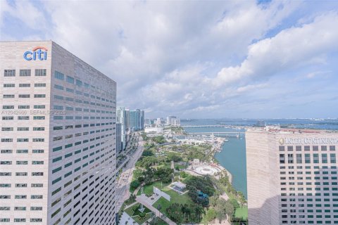 Condo à Miami, Floride, 2 chambres  № 2145832