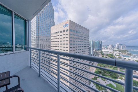 Copropriété à louer à Miami, Floride: 2 chambres, 108.6 m2 № 2145832 - photo 2
