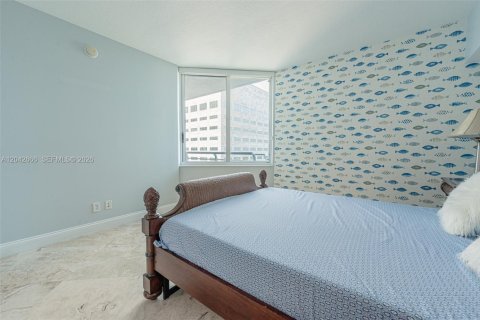 Copropriété à louer à Miami, Floride: 2 chambres, 108.6 m2 № 2145832 - photo 24