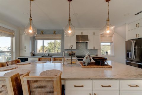 Villa ou maison à vendre à New Smyrna Beach, Floride: 3 chambres, 219.53 m2 № 2424183 - photo 9