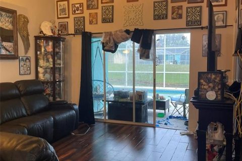 House in Davenport, Florida 5 bedrooms, 166.3 sq.m. № 1439354 - photo 6
