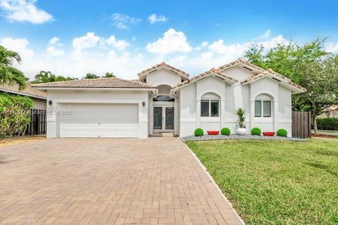 Villa ou maison à Miami, Floride 4 chambres, 177.26 m2 № 1954941