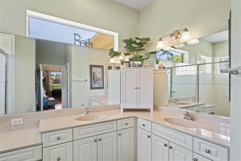 Casa en venta en Weeki Wachee, Florida, 3 dormitorios, 178.84 m2 № 1642591 - foto 28