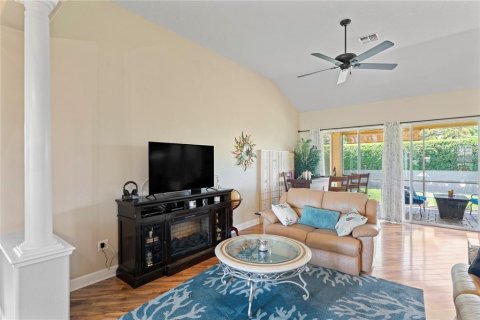 Casa en venta en Weeki Wachee, Florida, 3 dormitorios, 178.84 m2 № 1642591 - foto 11