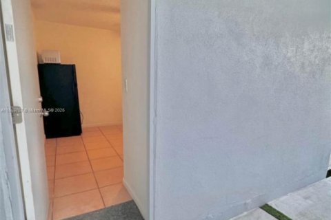 Купить таунхаус в Майами-Гарденс, Флорида 4 спальни, 143.35м2, № 1922768 - фото 22