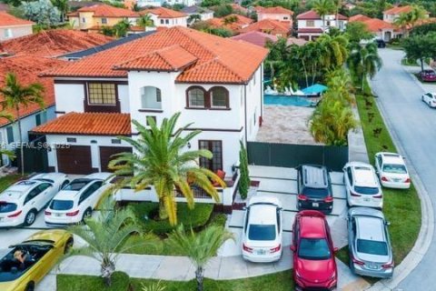 Дом в Майами, Флорида 5 спален, 256.97м2 № 1994987