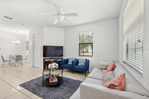 Townhouse in Orlando, Florida 3 bedrooms, 152.45 sq.m. № 2339544 - photo 8