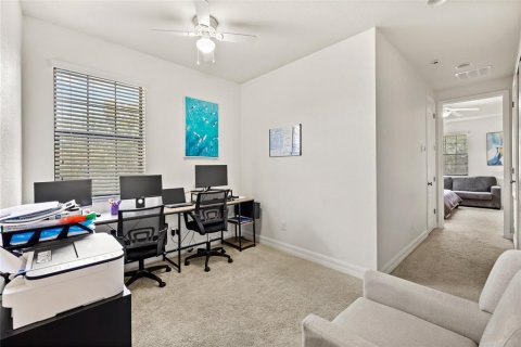 Townhouse in Orlando, Florida 3 bedrooms, 152.45 sq.m. № 2339544 - photo 13