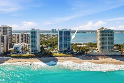 Condo in Riviera Beach, Florida, 4 bedrooms № 2242454