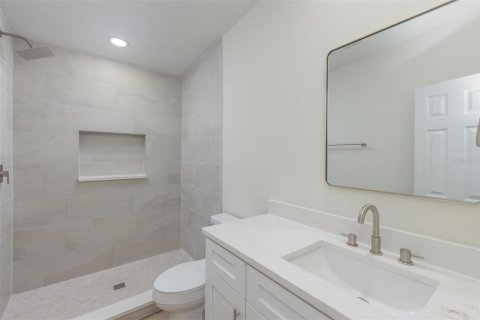 House in Orlando, Florida 3 bedrooms, 134.34 sq.m. № 2333884 - photo 26