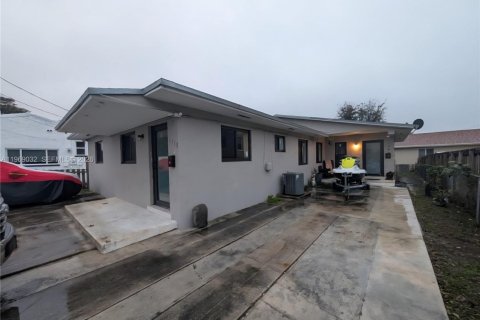 Propiedad comercial en venta en Miami, Florida, 183.95 m2 № 2030482 - foto 18