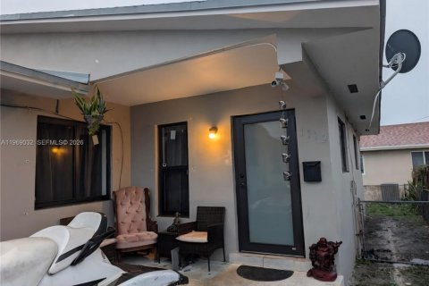 Propiedad comercial en venta en Miami, Florida, 183.95 m2 № 2030482 - foto 17