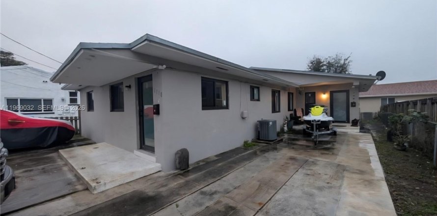 Propiedad comercial en Miami, Florida 183.95 m2 № 2030482