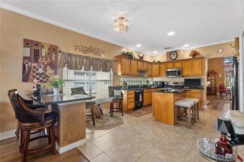 Купить виллу или дом в Лейквуд Ранч, Флорида 7 комнат, 178.47м2, № 2338835 - фото 18
