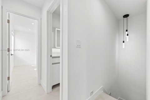 Touwnhouse à louer à Hialeah, Floride: 3 chambres, 147.71 m2 № 1986618 - photo 26