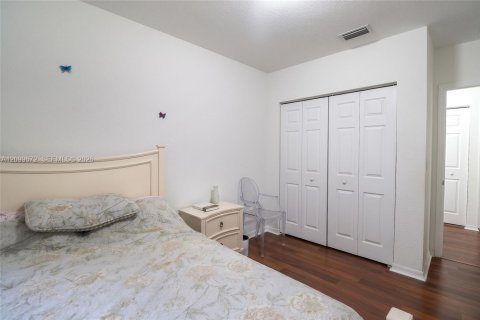 Touwnhouse à vendre à Miramar, Floride: 3 chambres, 153.85 m2 № 2397528 - photo 17