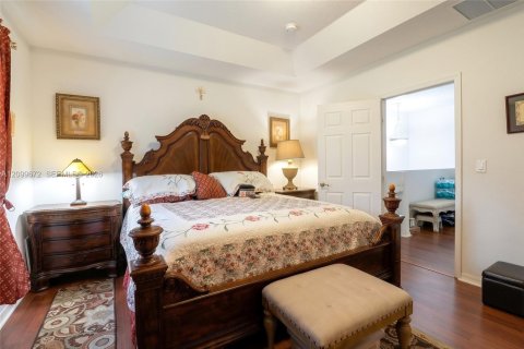 Touwnhouse à vendre à Miramar, Floride: 3 chambres, 153.85 m2 № 2397528 - photo 11