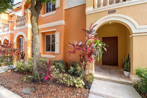 Touwnhouse à Miramar, Floride 3 chambres, 153.85 m2 № 2397528
