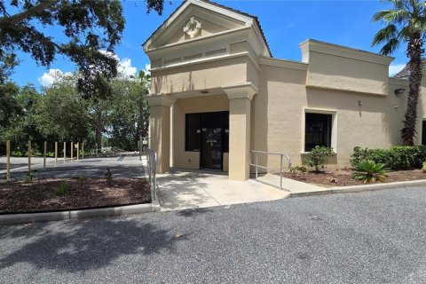 Commercial property in Zephyrhills, Florida 281.22 sq.m. № 1904181 - photo 2